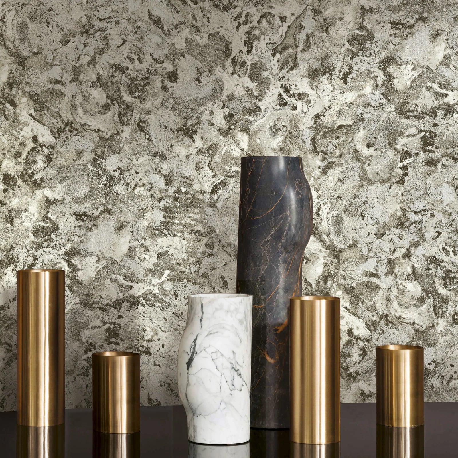 Vasari Ariana Marble Plaster Charcoal & Grey Luxury Italian Wallpaper 535129