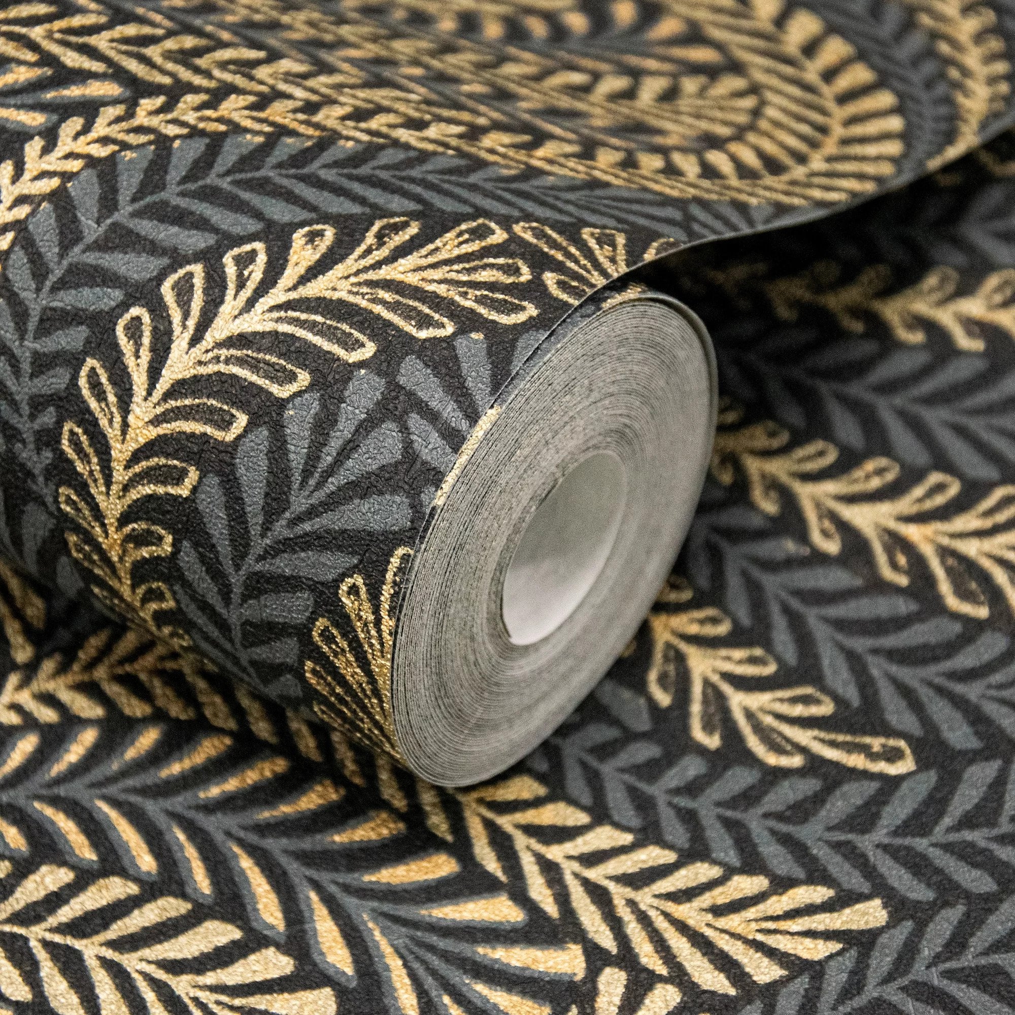 Grandeco Margot Black & Gold Leaf Damask Metallic Luxury Wallpaper 184603
