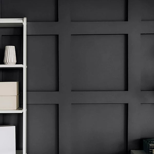 Johnstone’s Quick Dry Black Non Drip Eggshell Paint 750ml