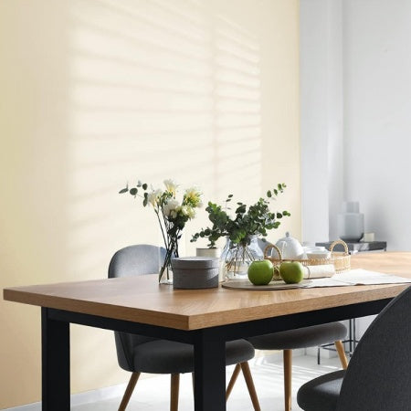 Johnstone’s Antique Cream Matt Wall & Ceiling Emulsion Paint 2.5L