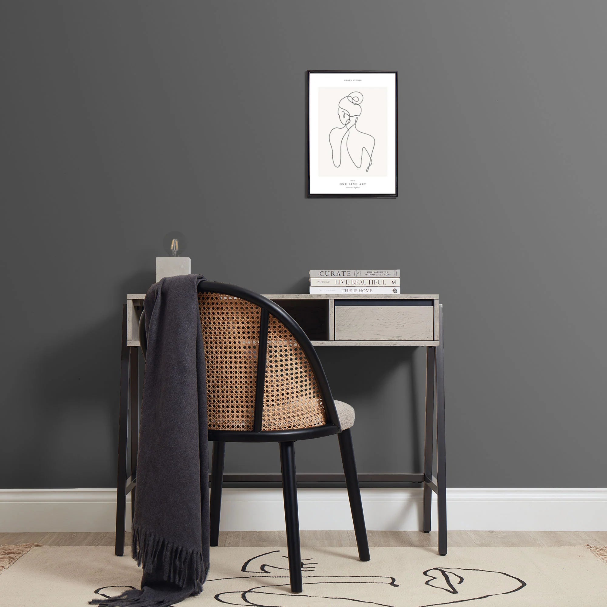 Johnstone’s Steel Smoke Silk Wall & Ceiling Emulsion Paint 2.5L